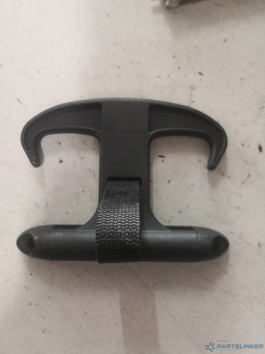Carlig cumparaturi  AUDI A8 III (4H2, 4H8, 4HC, 4HL) [ 2009 - 2018 ] OEM 6y5867615c