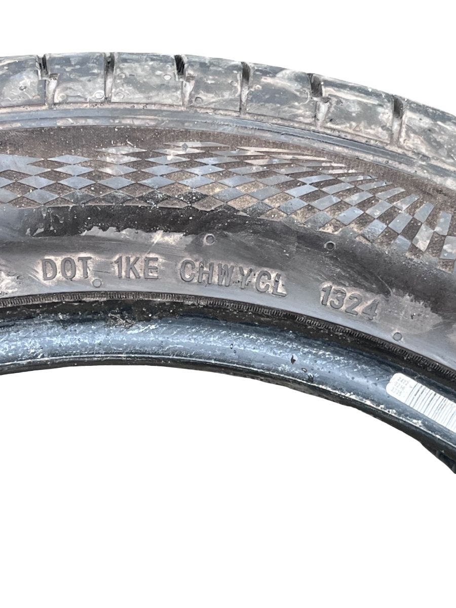 Cauciuc M+S 215/50/R17 DOT 13/24   VOLVO S60 I 384 2000 - 2010 – foto 4