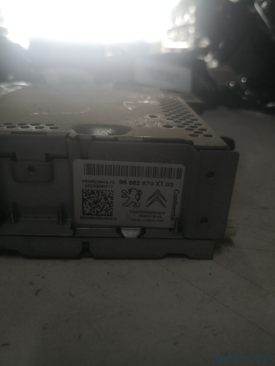 CD player auto CITROËN C4 Picasso I (UD_) [ 2006 - 2013 ] OEM 96662670xt – foto 2