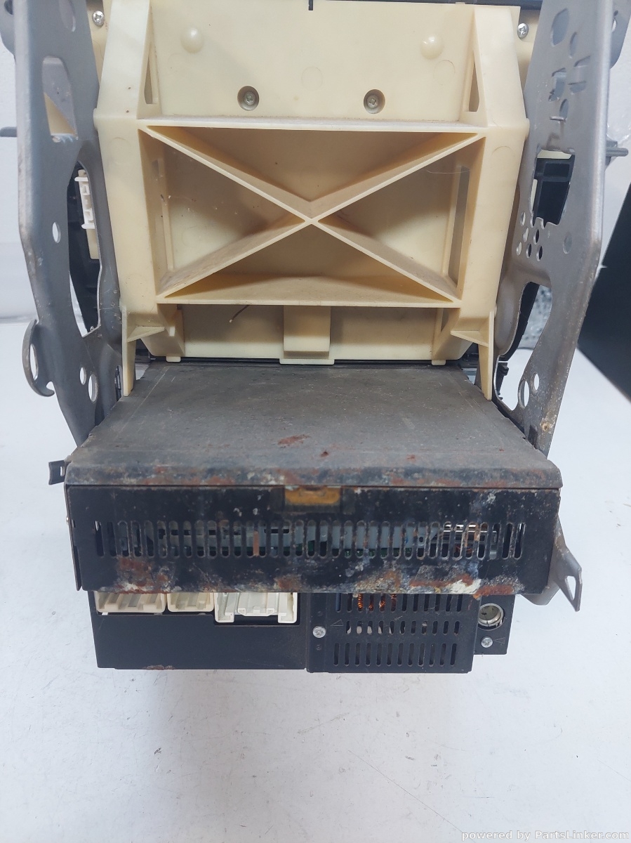 CD player auto LEXUS GS III (GRS19_, UZS19_, URS19_) [ 2005 - 2012 ] OEM 8612053370 – foto 2