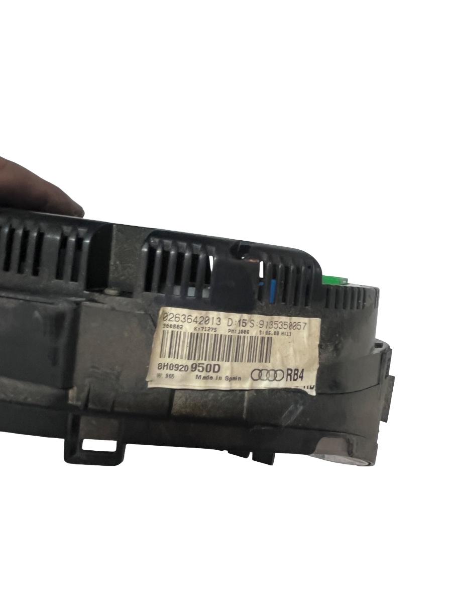Ceas de bord AUDI A4 Convertible 8H7, B6, 8HE, B7 2002 - 2009 3.0 BBJ 8H0920950D – foto 4