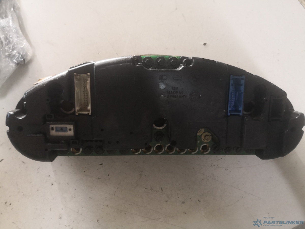 Ceasuri bord BMW 3 III Saloon E36 1990 - 1998 1.6 316 i M40 B16 (164E1) 8363750 – foto 3