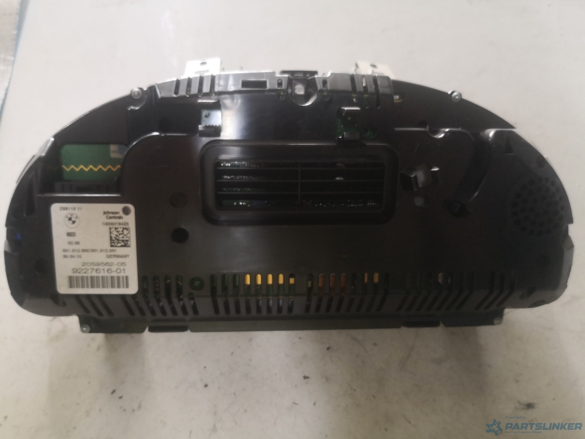 Ceasuri bord BMW 5 (F10) [ 2009 - 2016 ] OEM 922761601 – foto 2