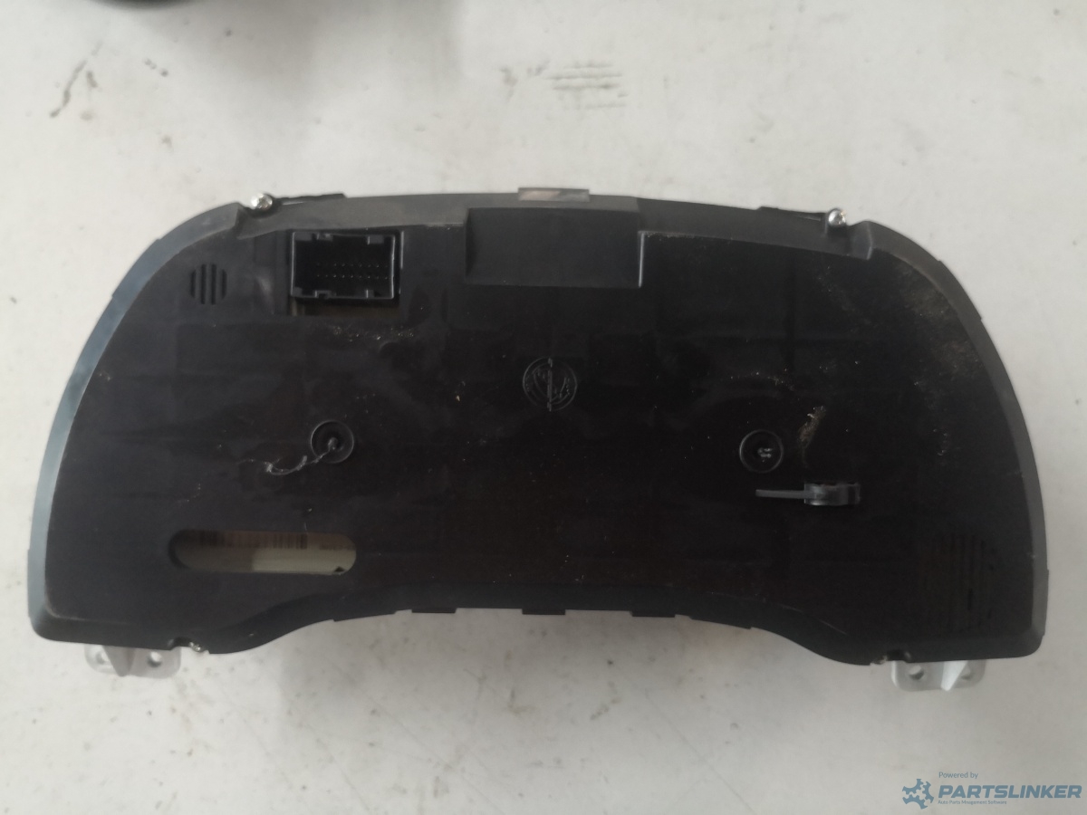 Ceasuri bord FIAT PUNTO (188_) [ 1999 - 2012 ] OEM 46833368 – foto 2