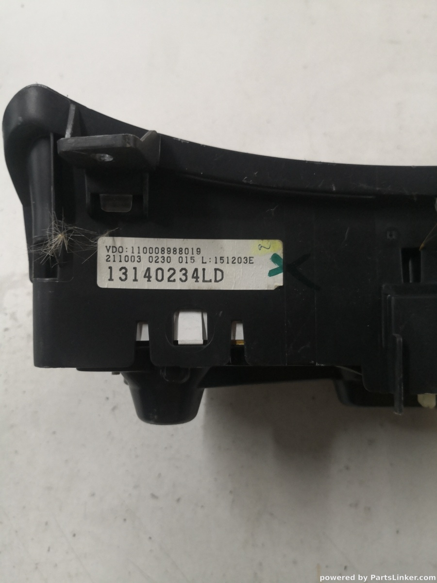 Ceasuri bord OPEL CORSA C (F08, F68, X01) [ 2000 - 2009 ] OEM 13140234ld – foto 3