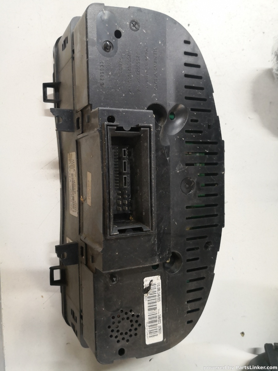 Ceasuri bord VOLKSWAGEN GOLF V (1K1) [ 2003 - 2009 ] OEM 1k0920850p – foto 2