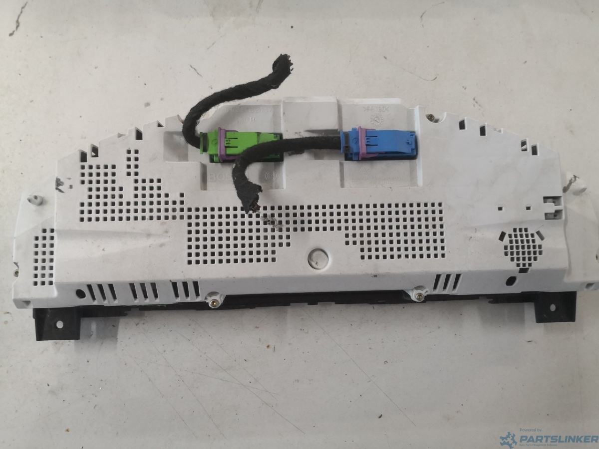 Ceasuri bord VOLKSWAGEN PHAETON (3D_) [ 2002 - 2016 ] – foto 2
