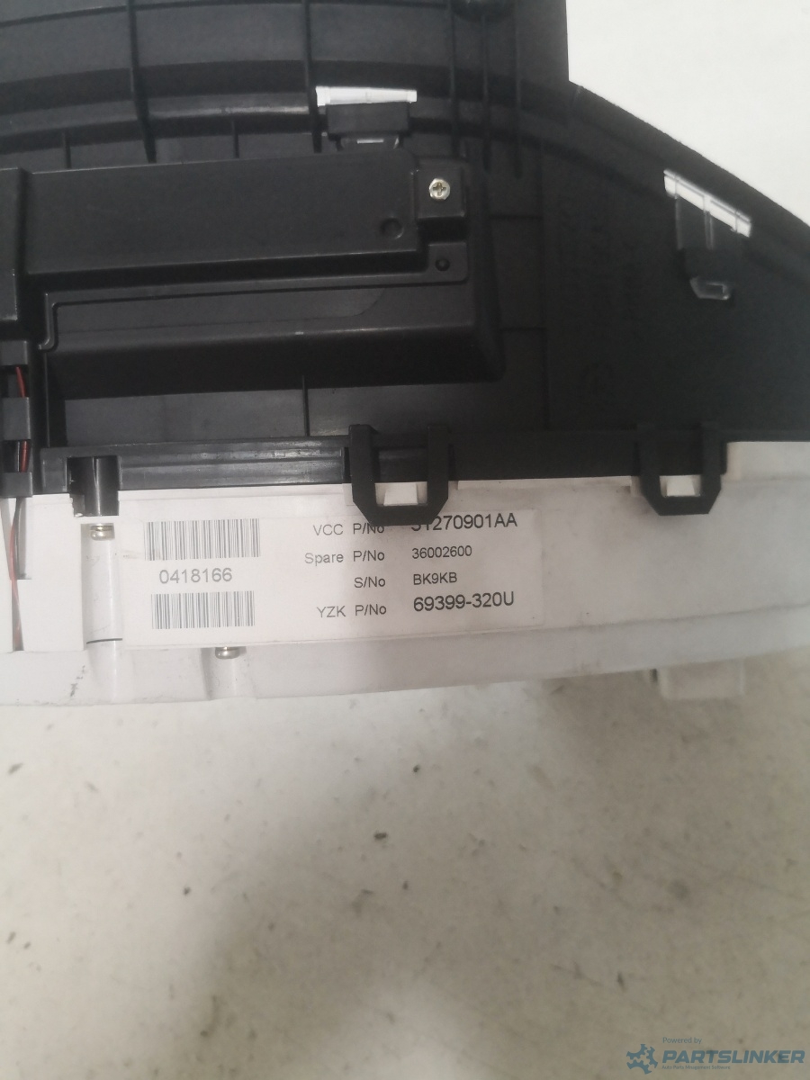 Ceasuri bord VOLVO S80 II (AS, 124) [ 2006 - > ] OEM 31270901aa – foto 3
