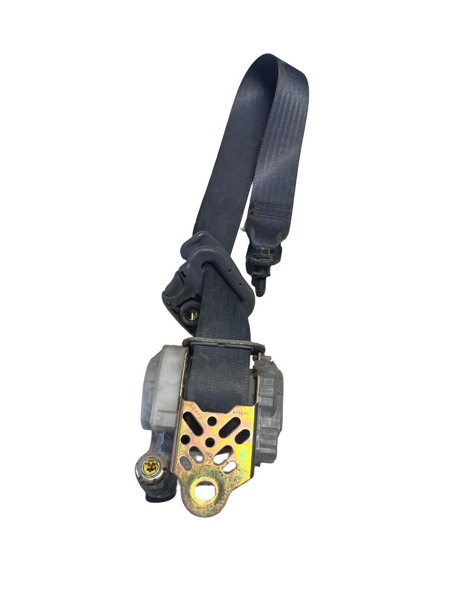 Centura de siguranta dreapta fata 4 USI TOYOTA RAV 4 II _A2_ 2000 - 2005 7J3550-P