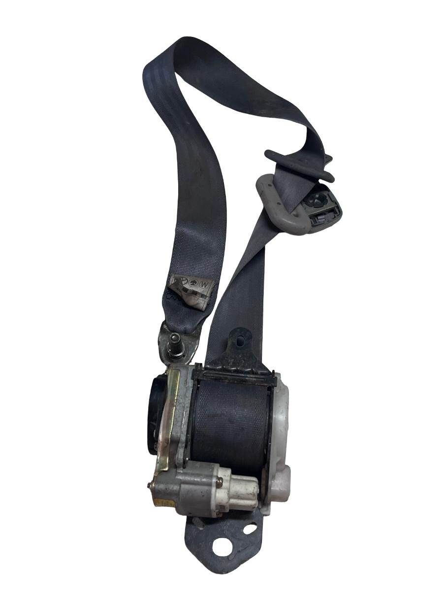 Centura de siguranta dreapta fata TOYOTA LAND CRUISER 90 _J9_ 1995 -> AB2-EF461-P