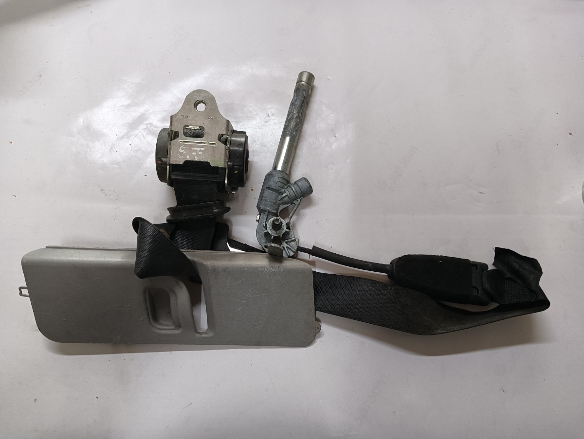 Centura de siguranta fata stanga fata OPEL CORSA D S07 2006 - 2014