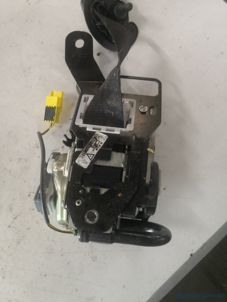 Centura siguranta dreapta fata BMW X5 III (F15, F85) [ 2012 - 2018 ] OEM 628641500 – foto 2