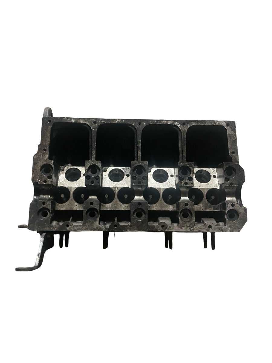 Chiulasa motor VOLKSWAGEN PASSAT B6 2005 - 2010 1.9 TDI BKC 038103373