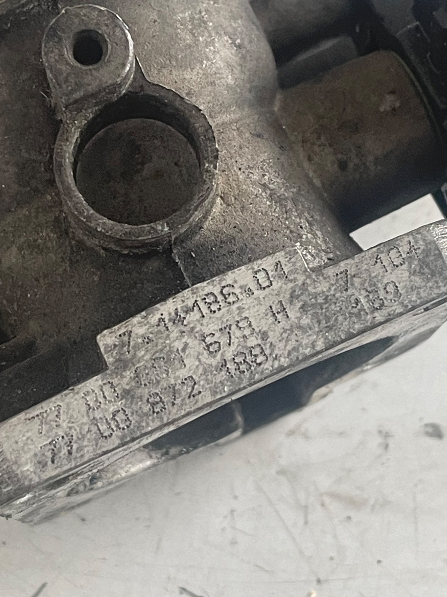 Clapeta de acceleratie RENAULT MEGANE I BA0/1_ 1995 - 2004 1.6B 7700872188 71418601 – foto 3
