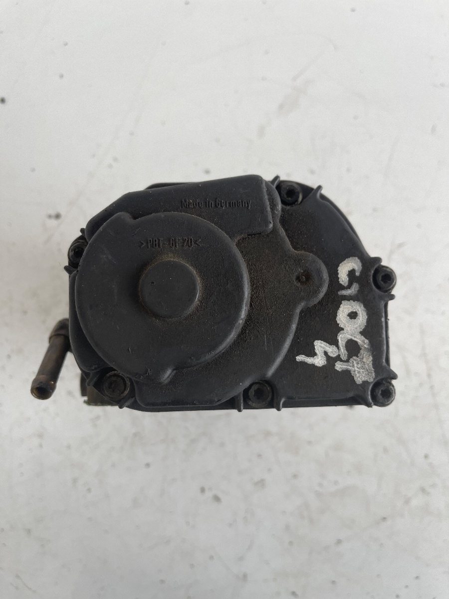 Clapeta de acceleratie SKODA OCTAVIA 1U2 1996 - 2010, VOLKSWAGEN NEW BEETLE 9C1, 1C1 1998 - 2010, VOLKSWAGEN GOLF IV 1J1 1997 - 2007 2.0B  06A133064H – foto 3
