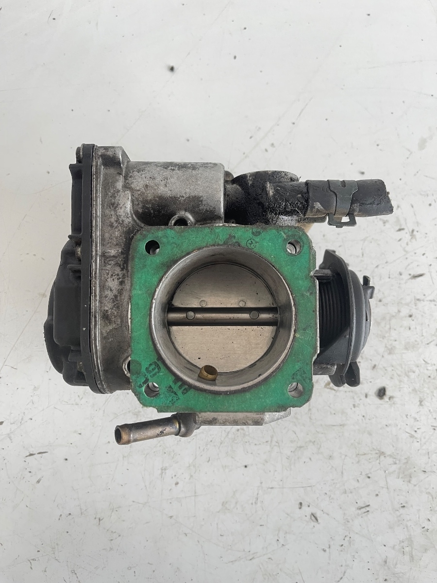 Clapeta de acceleratie SKODA OCTAVIA 1U2 1996 - 2010, VOLKSWAGEN NEW BEETLE 9C1, 1C1 1998 - 2010, VOLKSWAGEN GOLF IV 1J1 1997 - 2007 2.0B  06A133064H – foto 2