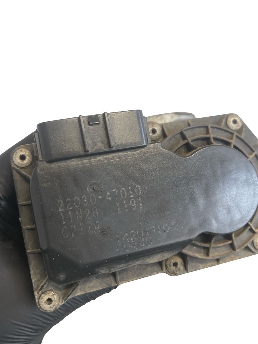 Clapeta de acceleratie  TOYOTA YARIS _P13_ 2012 - > 1.3 VVTi 1NR-FE 22030-47010 – foto 2