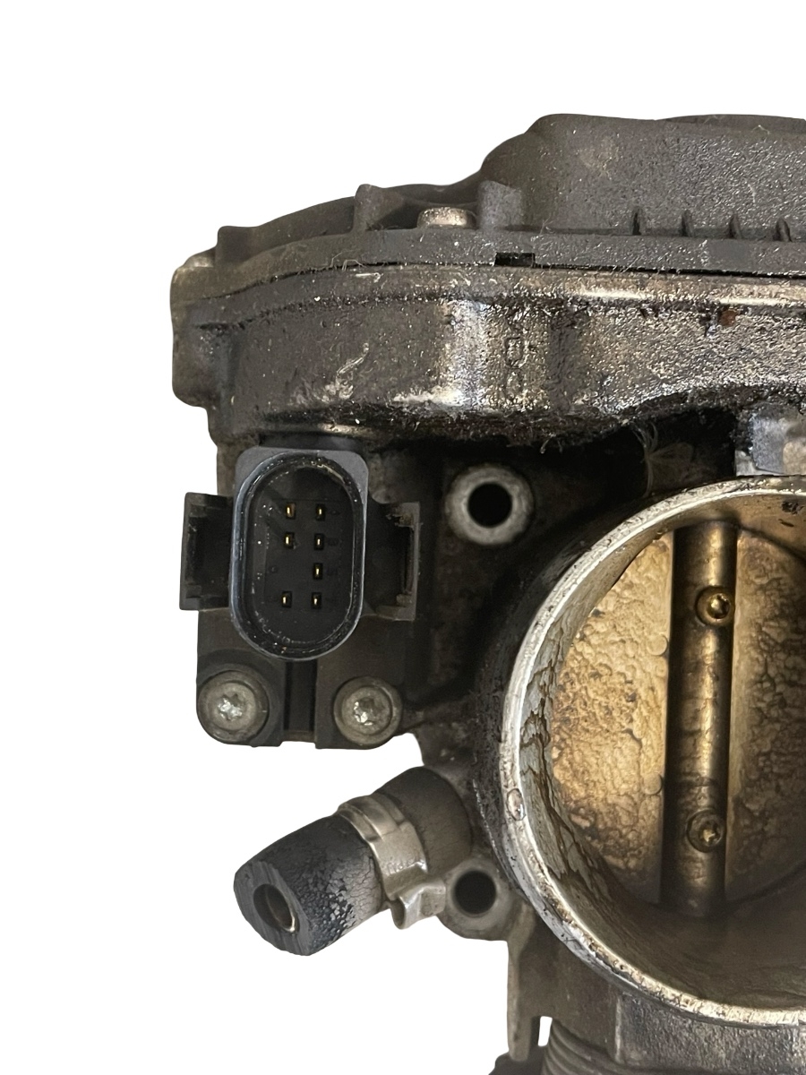 Clapeta de acceleratie  VOLKSWAGEN PASSAT Estate 3B5 1997 - 2001 1.6i AHL – foto 2
