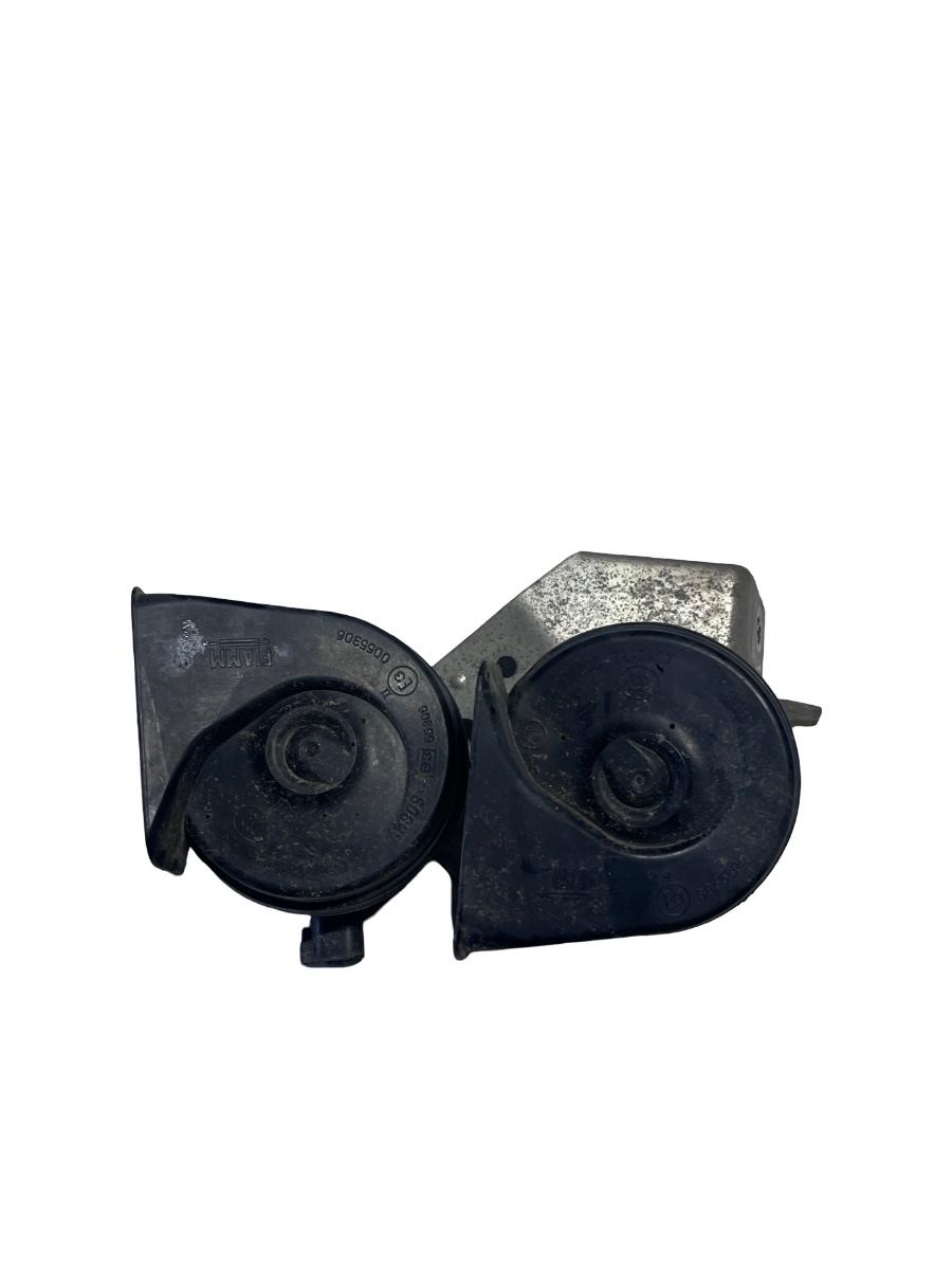 Claxon FORD TRANSIT CONNECT Box 2013 ->