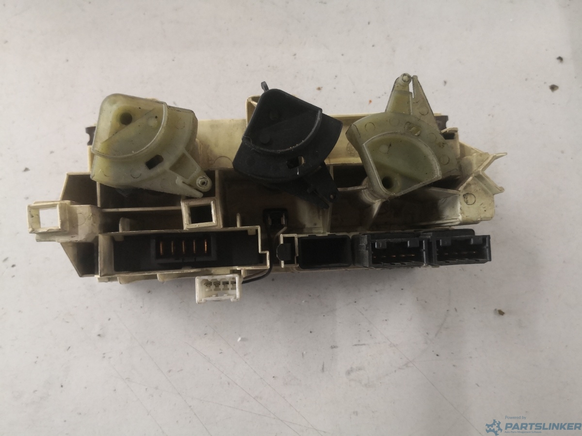 Climatizare LAND ROVER DISCOVERY III (LA_, L319) [ 2004 - 2009 ] – foto 2