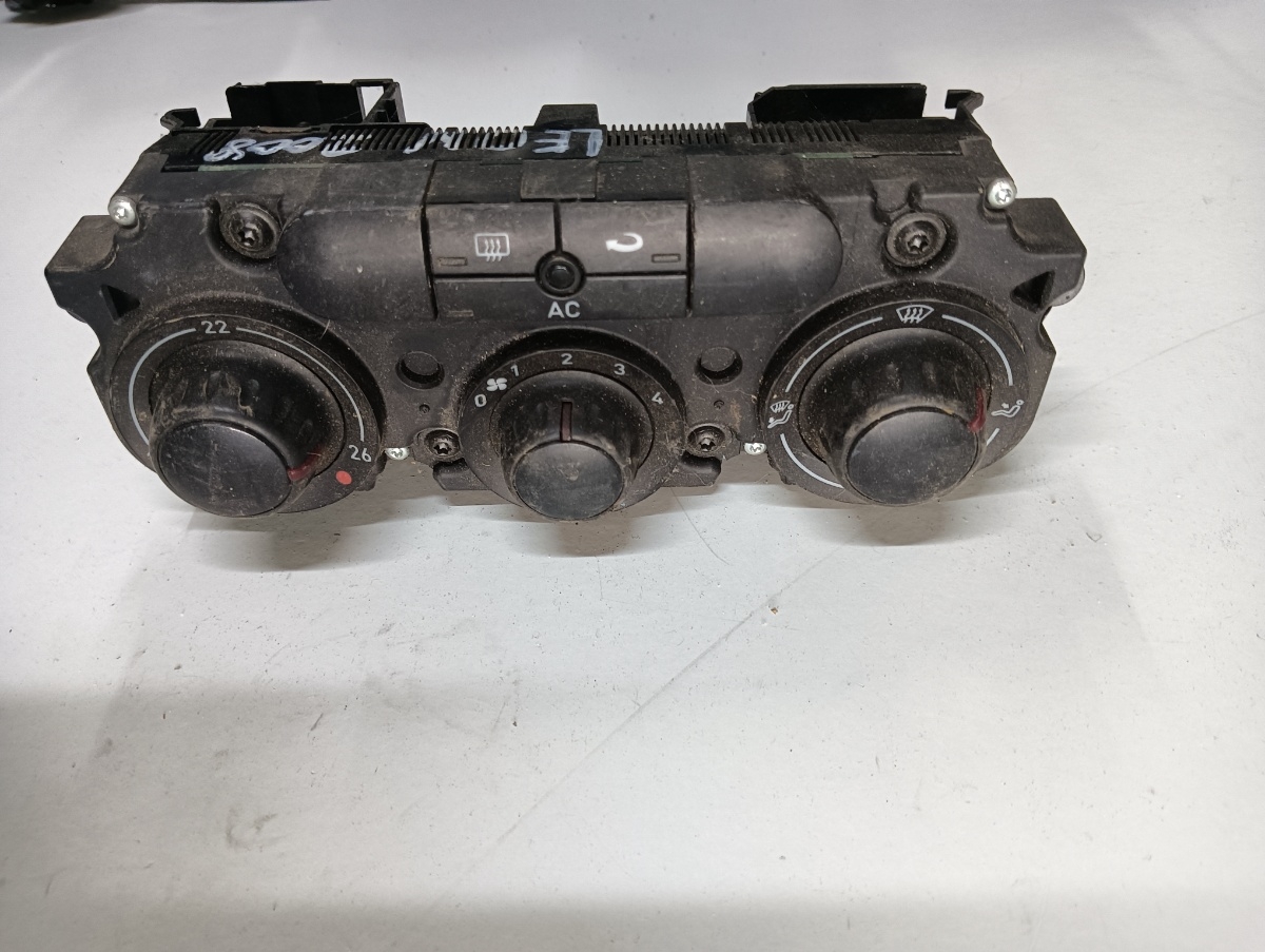 Climatizare SEAT LEON II 1P1 2005 - 2013