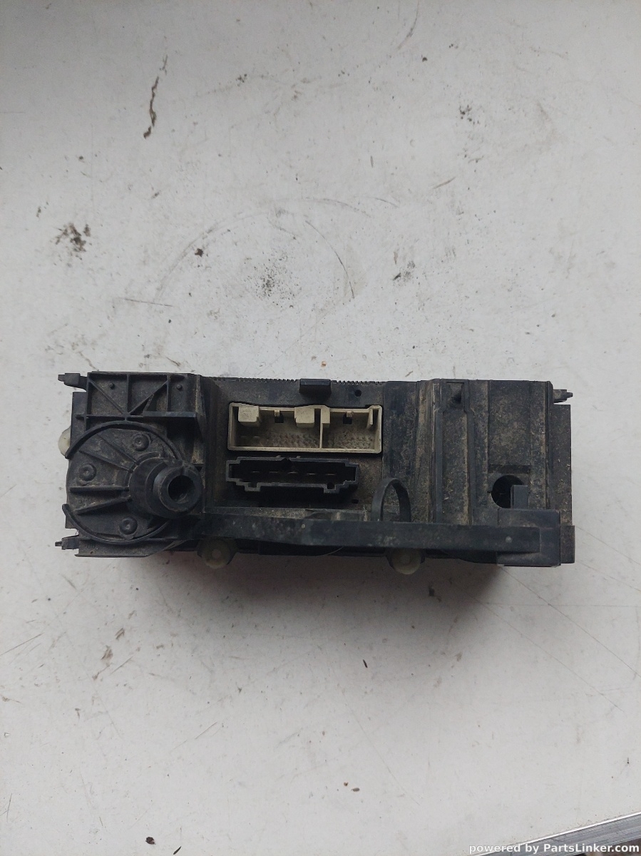 Climatizare VOLKSWAGEN CADDY (6K9, 9E7, 9E9) [ 2002 - 2009 ] – foto 2