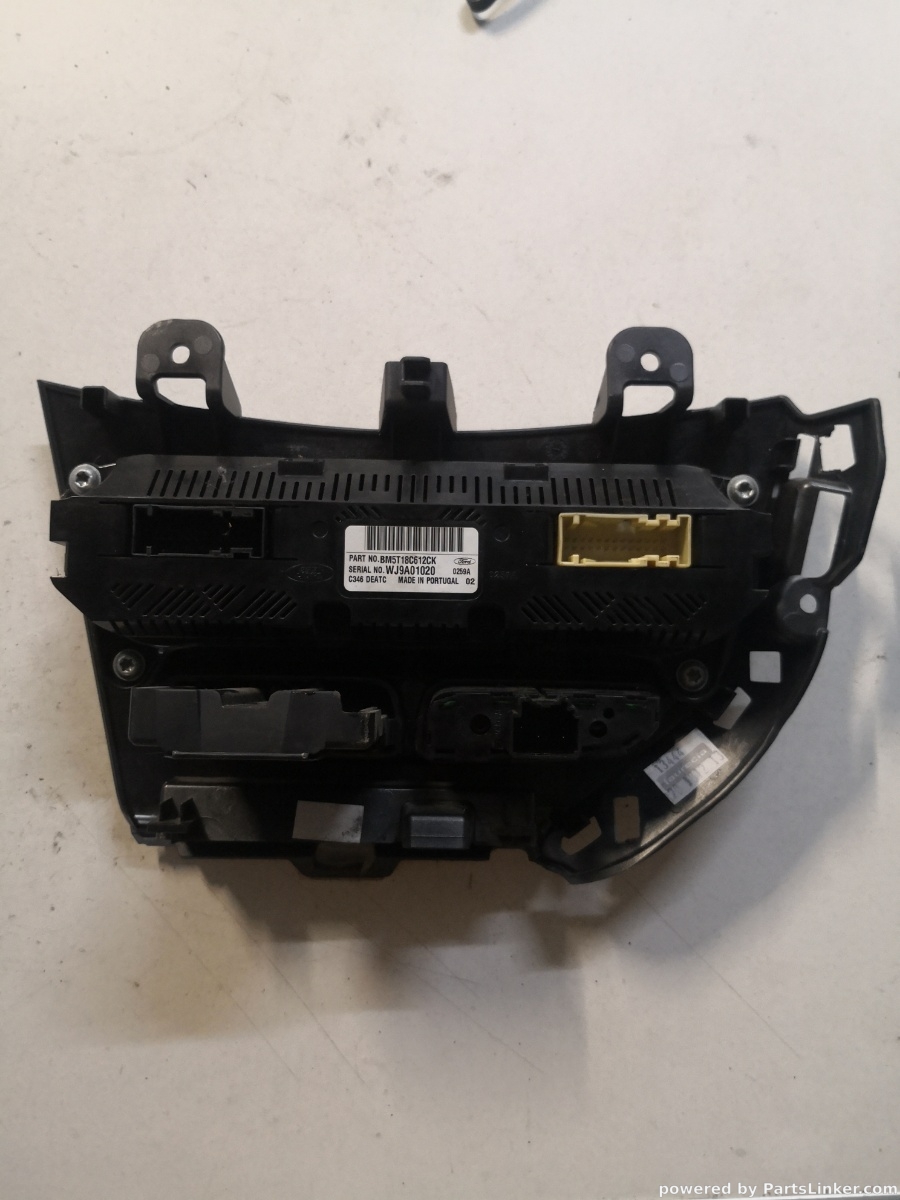 Climatronic FORD FOCUS 3 Saloon [ 2010 - > ] OEM 820081213 – foto 2
