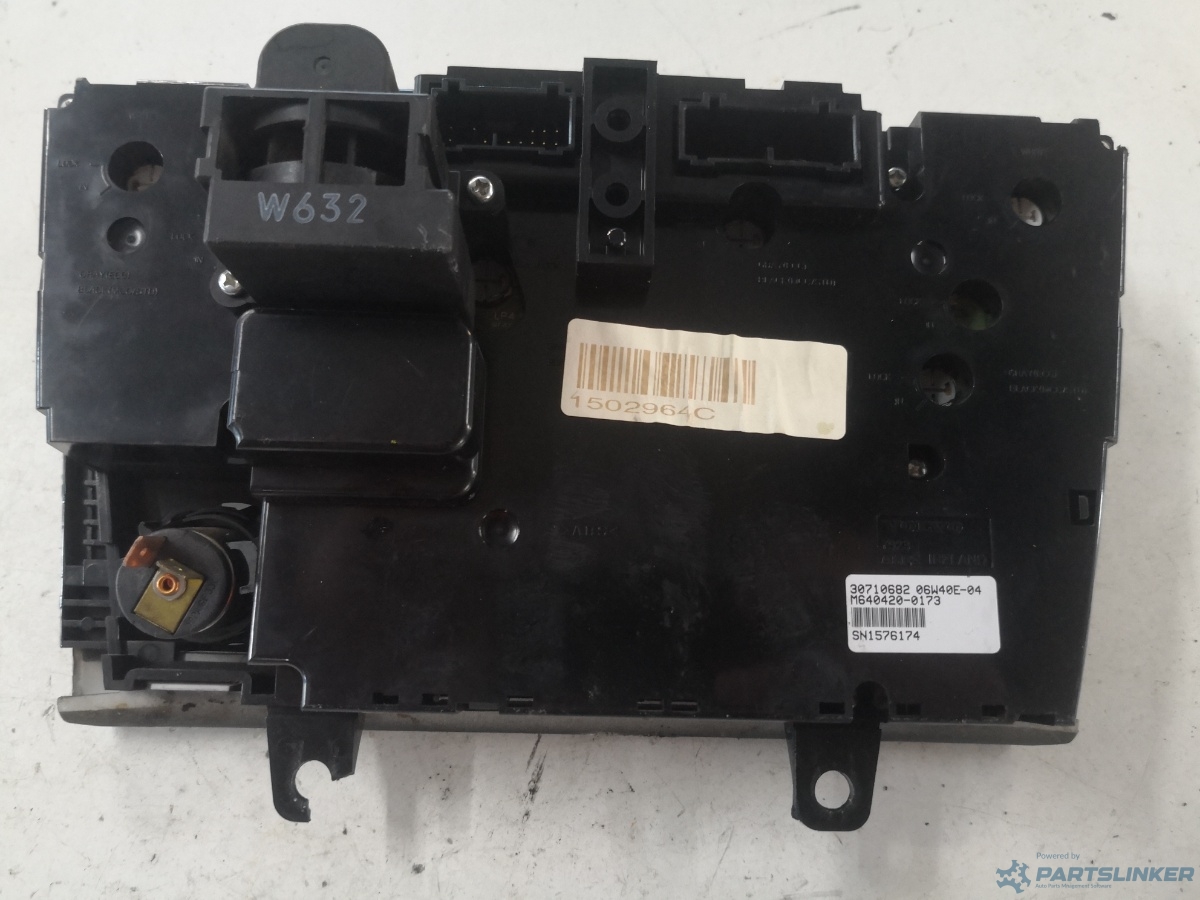 Climatronic VOLVO XC90 I (275) [ 2002 - 2015 ] OEM 30710682 – foto 2