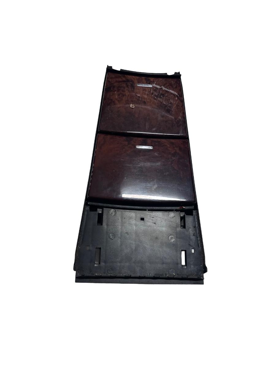 Compartiment/spatiu de depozitare CU DEFECT MERCEDES-BENZ M-CLASS II W164 2005 - 2012 A1646800814
