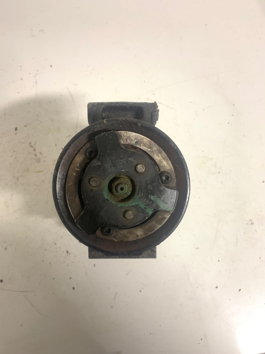Compresor  AC 1.4FSI VOLKSWAGEN GOLF V 1K1 2003 - 2009 – foto 3