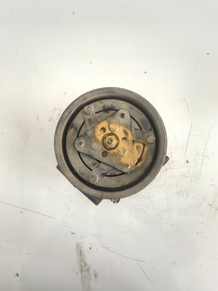 Compresor  AC 1.5DCI RENAULT KANGOO Express FW0/1_ 2008 - >  OEM 03328202661 / 8200953359 – foto 3