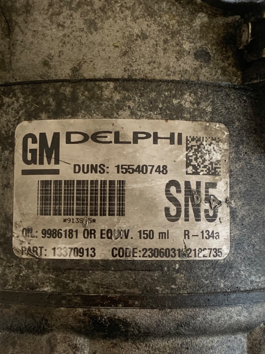 Compresor  AC 1.7CDTI  OPEL ASTRA J P10 2009 - 2015 OEM 15540748 / 9986181 – foto 2
