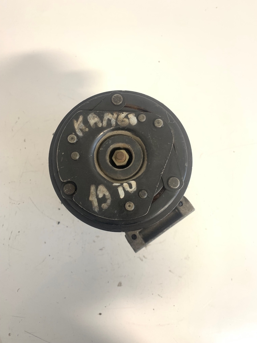 Compresor  AC  1.9dci RENAULT SCENIC I JA0/1_, FA0_ 1999 - 2003 OEM 1135309 /  021602246 – foto 3