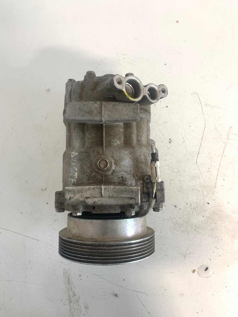 Compresor  AC DACIA DUSTER 2010 /SANDERO  1.6BENZINA OEM 2447810124 / 926000097R – foto 3