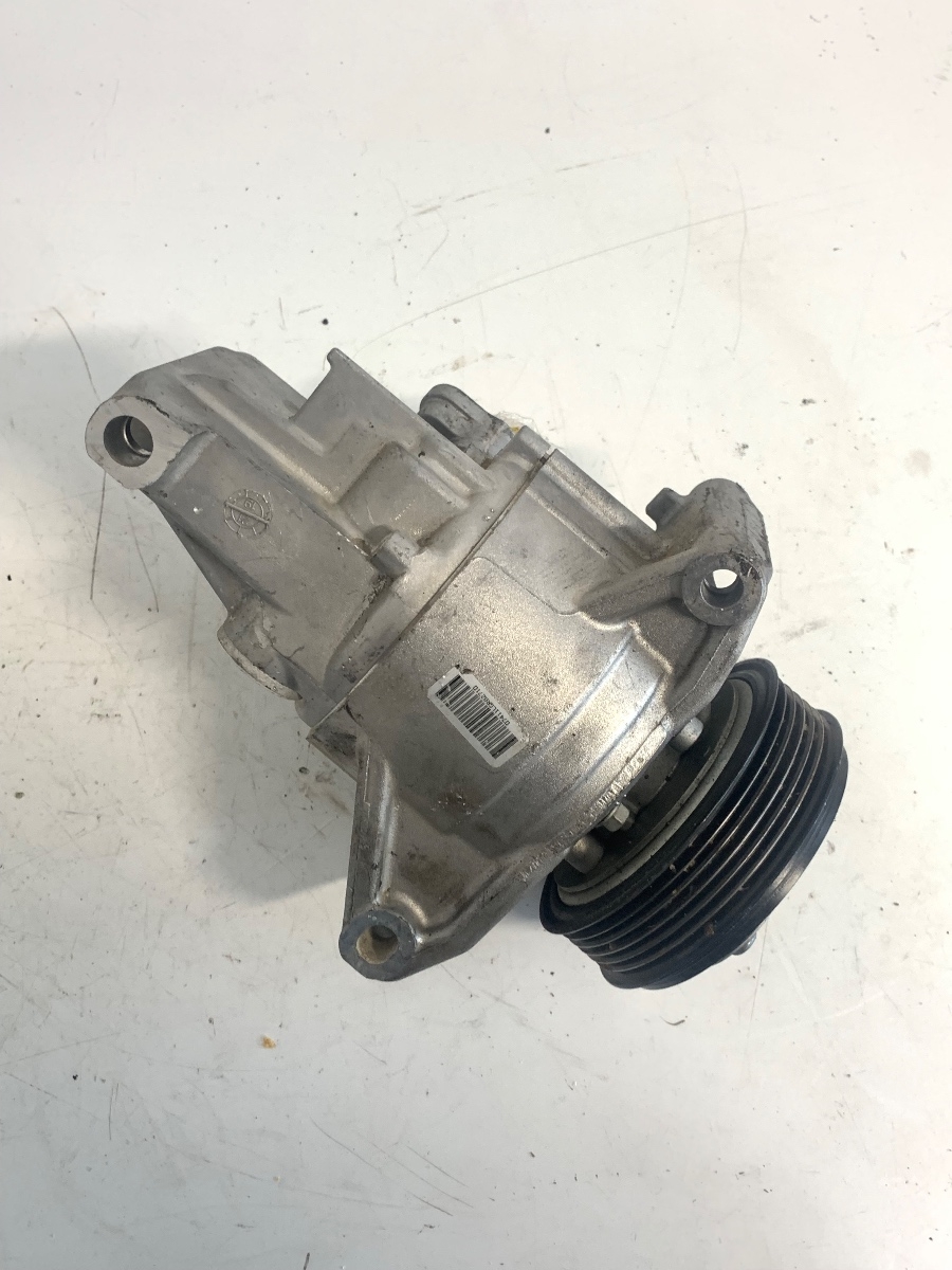 Compresor  AC DACIA DUSTER 2021 EURO6  - > 1.5 dCi 115 4x4 K9KU8 OEM T1060953740 / 926001571R – foto 2