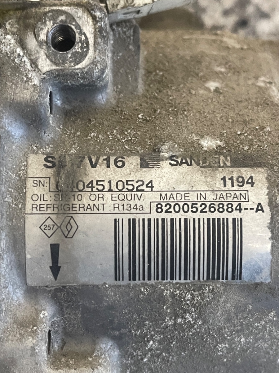 Compresor  AC DACIA LOGAN LS_ 2004 - > 1.5DCI E3 8200526884 – foto 3