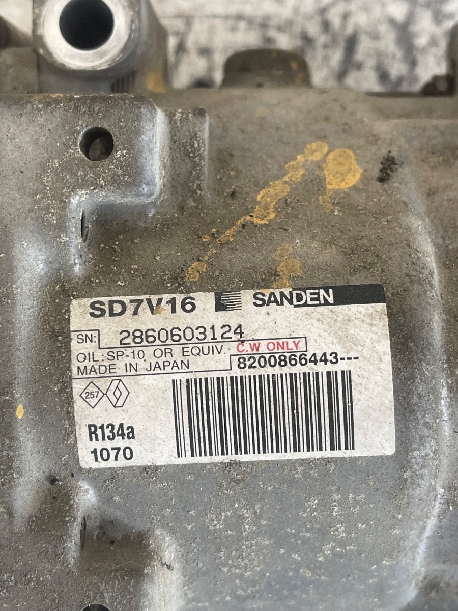 Compresor  AC DACIA LOGAN LS_ 2004 - > 1.6i 8200866443 – foto 3
