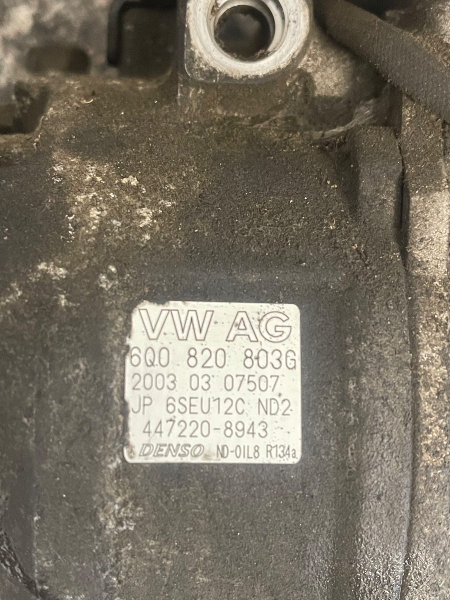 Compresor AC SKODA FABIA 6Y2 1999 - 2008 1.2 AZQ 6Q0820803G – foto 3
