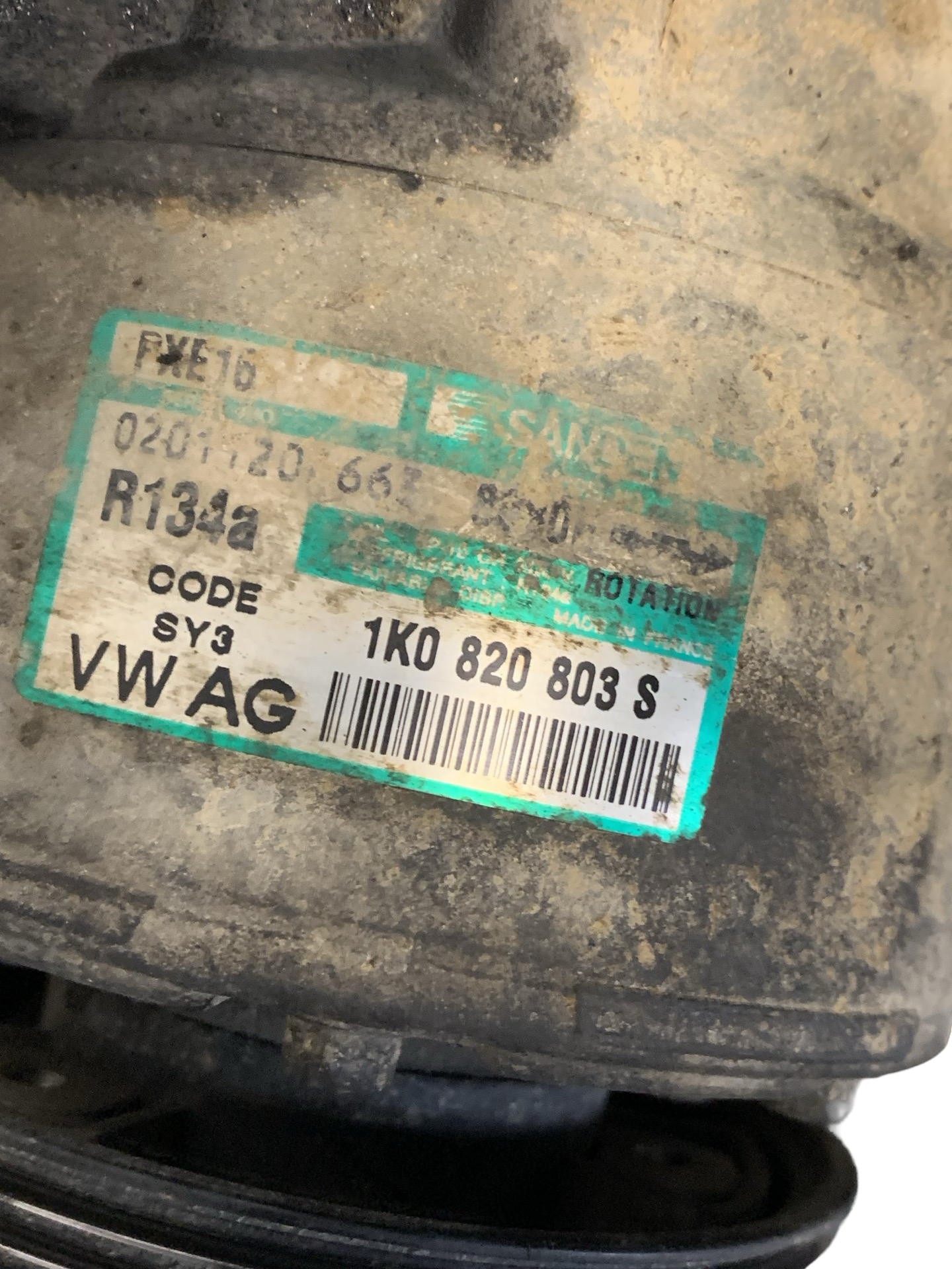 Compresor Ac Volkswagen Passat B6 2.0 TDI 8V PDE DSG EA188 / BMP 2005–2010 - cod: 1K0820803S – foto 3