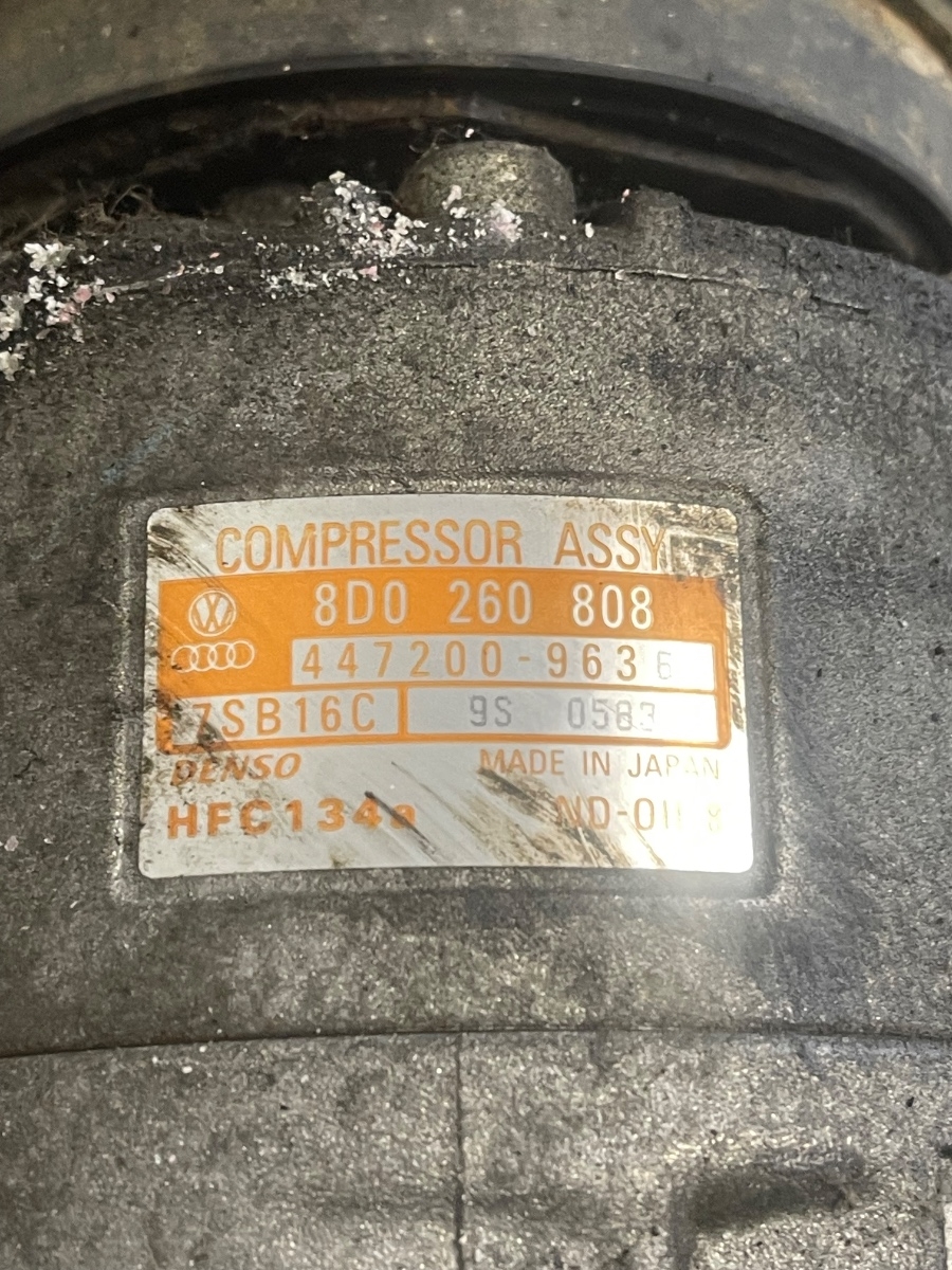 Compresor  AC VOLKSWAGEN PASSAT Estate 3B5 1997 - 2001 1.6 ADP, AHL, ANA, ARM 8D0260808 – foto 3