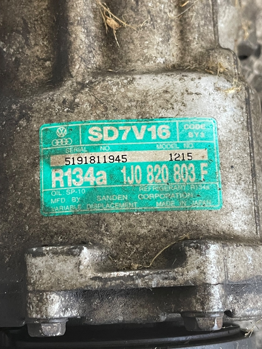 Compresor  AC VOLKSWAGEN POLO 6N1 1994 - 1999 1.4 60 AEX, AKV, APQ 1J0820803F – foto 2