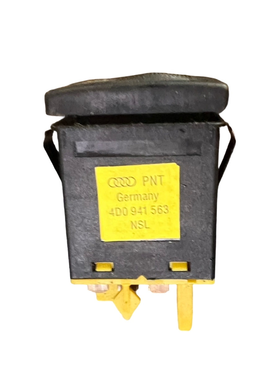 Comutator lampa de ceata AUDI A4 Saloon 8D2, B5 1994 - 2001 VAG 4D0941563 – foto 2