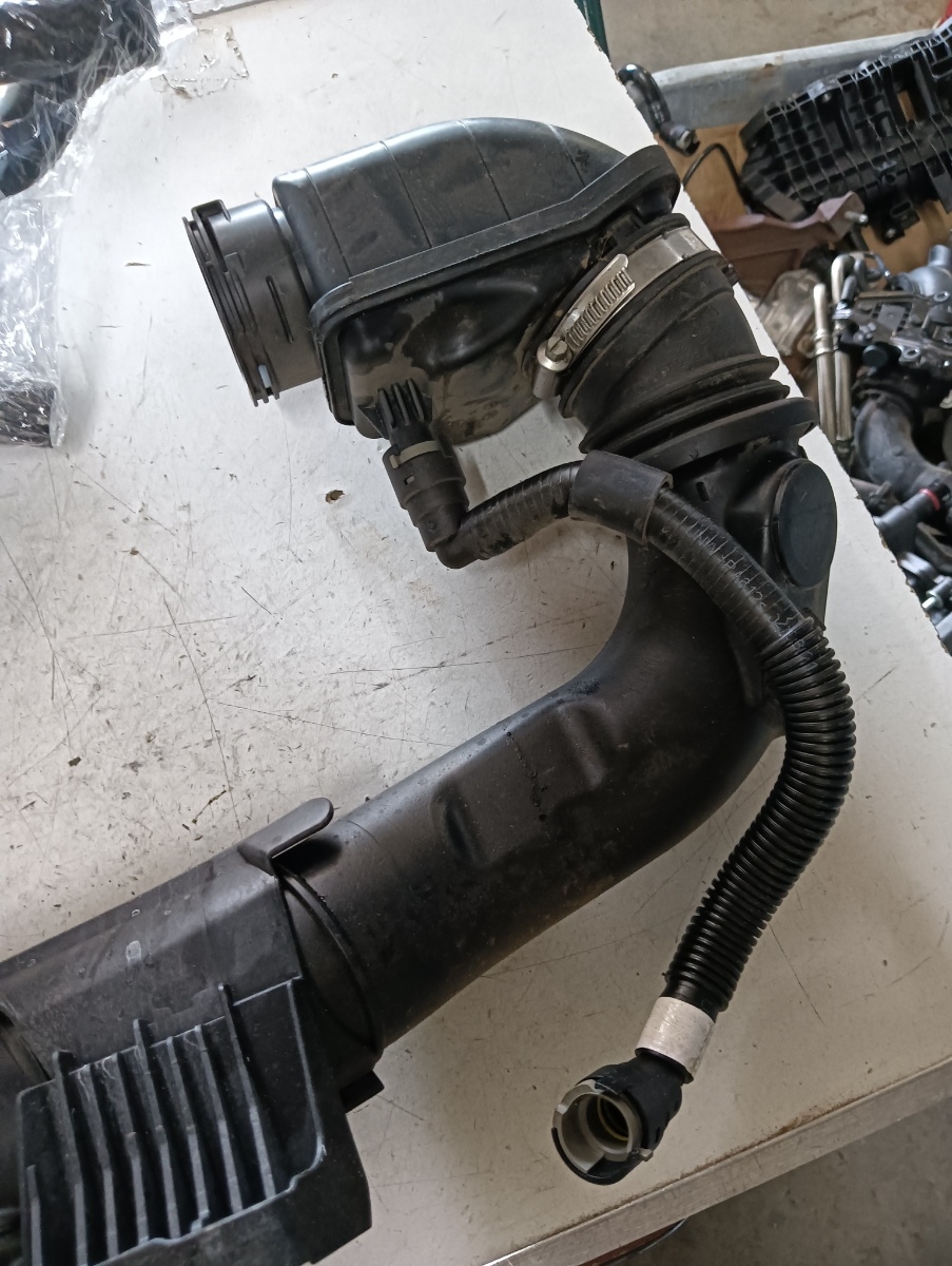Conducta intercooler  FORD FOCUS IV (HN) [ 2018 - > ] EcoBoost (B7DA) 92KW|125HP OEM Jx619c623ja – foto 2