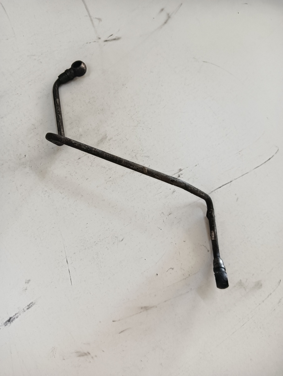 Conducta ulei turbo  AUDI A8 II 4E2, 4E8 2002 - 2010 3.0 TDI quattro ASB