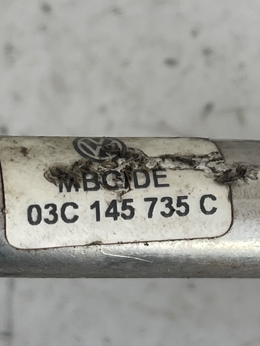Conducta ulei turbo  VOLKSWAGEN SCIROCCO 137, 138 2008 - 2017 1.4 TSI CAVD, CNWA, CTHD, CTKA 03C145735C – foto 2
