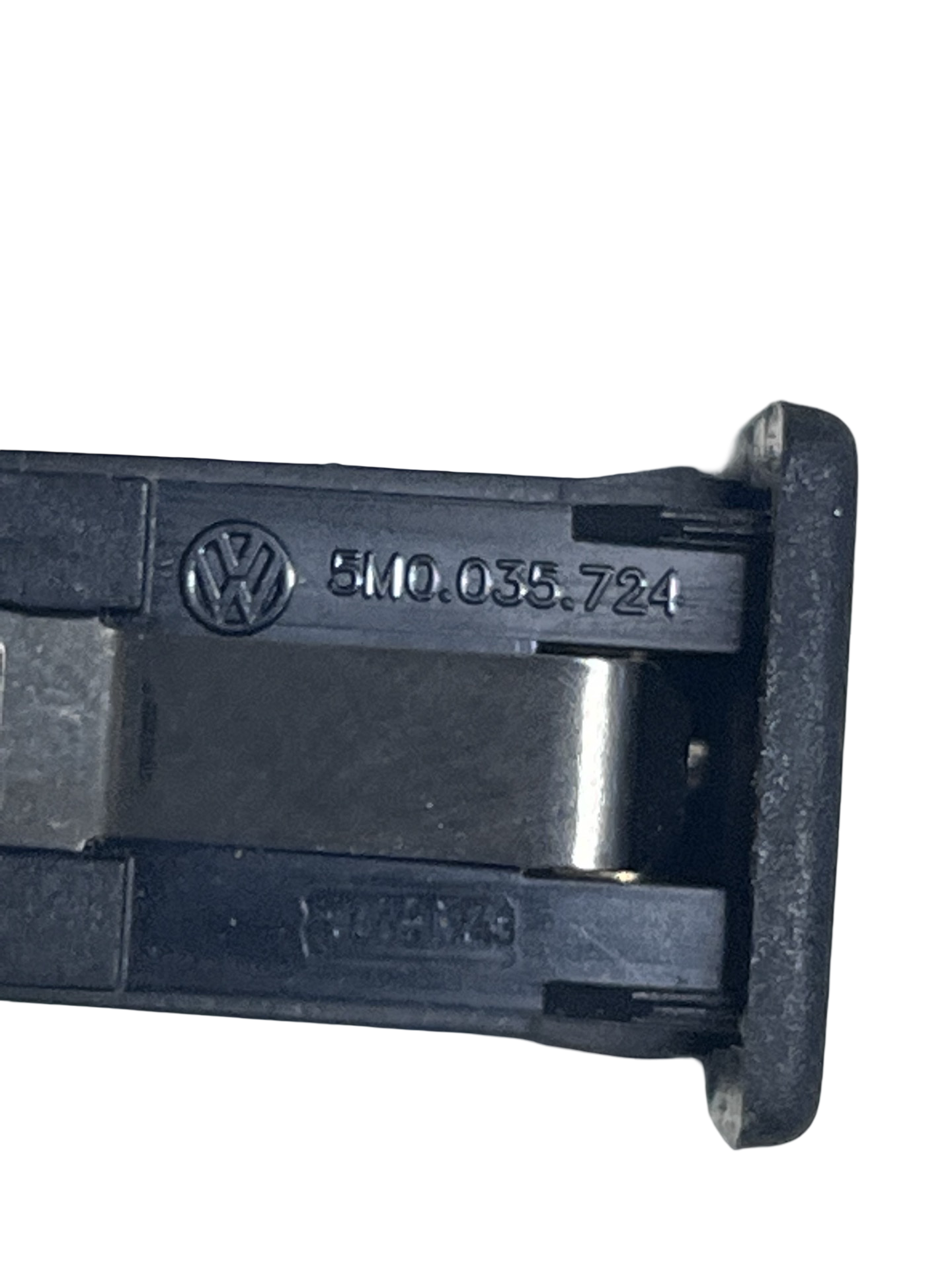 Conector Aux Volkswagen Golf 6 Hatchback 1.4 CAVD TSI 2008–2013 Facelift - cod: 5M0035724 – foto 3