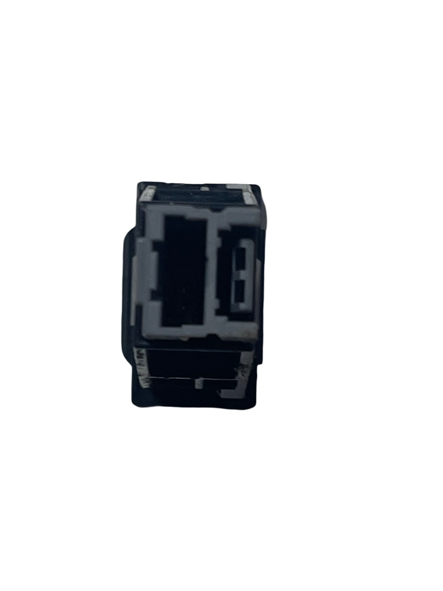 Conector priza USB MITSUBISHI OUTLANDER III GG_W, GF_W, ZJ 2012 - > – foto 2