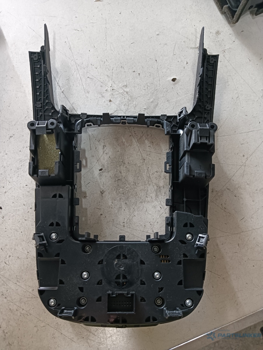 Consola centrala AUDI A4 IV (8K2, B8) [ 2007 - 2015 ] – foto 2