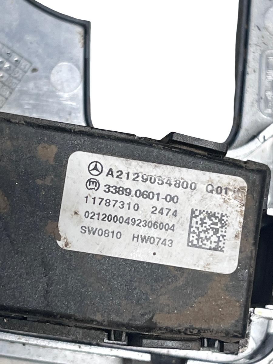 Consola centrala MERCEDES-BENZ E-CLASS W212 2009 -> A2129054800 – foto 2