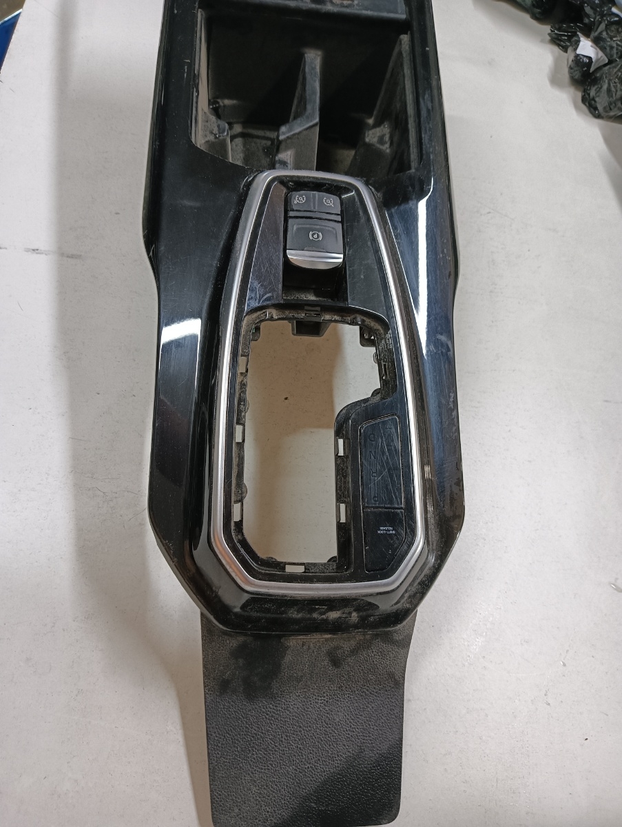 Consola centrala RENAULT KOLEOS II 2016 - > 2.0 dCi 175